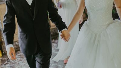 Ünlü çift nikah masasına oturdu Ünlü çift geçtiğimiz hafta sonu