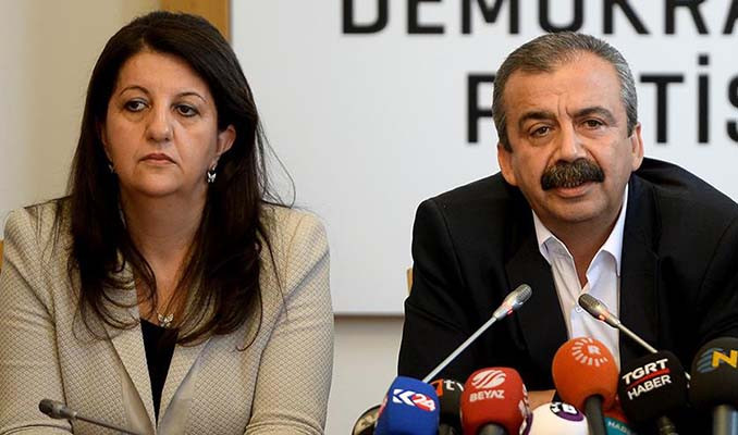 DEM Parti’den İmralı görüşmesi sonrası ilk açıklama: Öcalan’dan ‘hazırım’ çağrısı