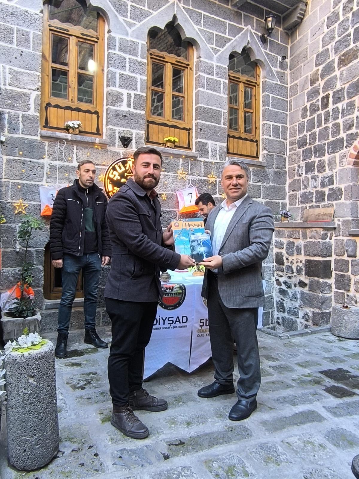 Diyarbakır’da Şiirle Oryantiring Buluşuyor etkinliği büyük ilgi gördü