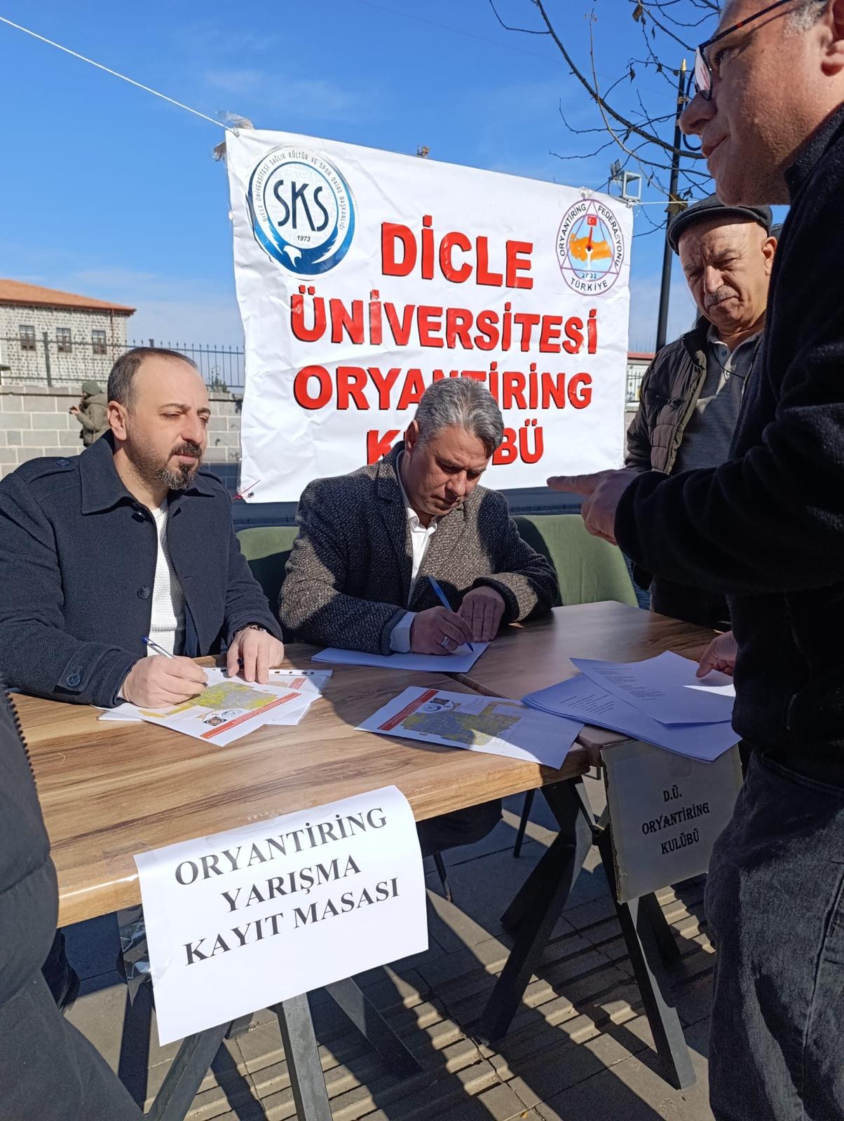 Diyarbakır’da Şiirle Oryantiring Buluşuyor etkinliği büyük ilgi gördü