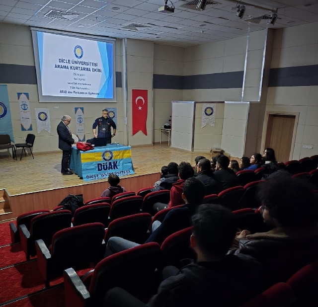 Dicle Üniversitesi’nde geleceğin doktorlarına hayat kurtarma eğitimi Dicle Üniversitesi Rektörü Prof.