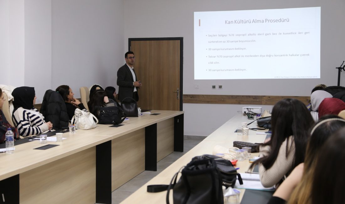 Diyarbakır’da 2025 Yılının İlk “Acil Obstetrik Bakım” Eğitimi Düzenlendi Anne ölümlerinin ve sakatlıklarının