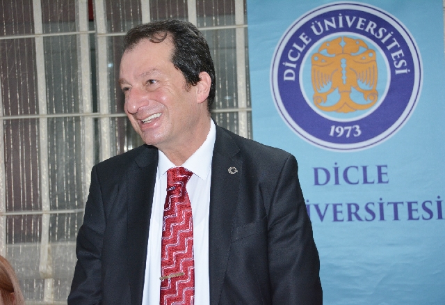 Rektör Eronat gazeteciler ile iftar programında buluştu