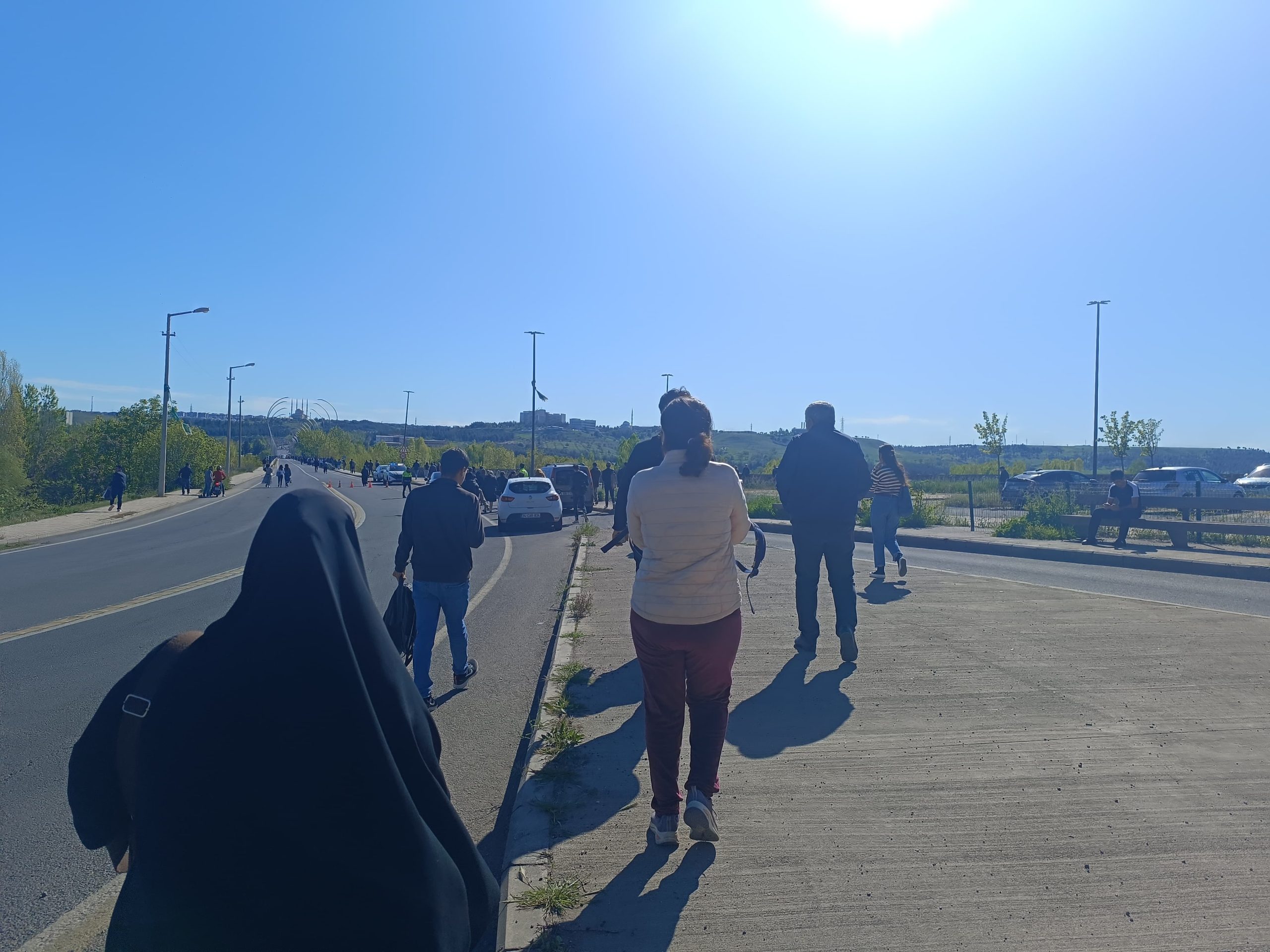 Diyarbakır’da üniversite yolunda kaza: 1 Ölü, çok sayıda yaralı