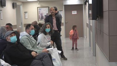 Çocuklarda menenjite yol açıyor: Uzmanından ‘meningokok’ enfeksiyonu uyarısı Memorial Diyarbakır Hastanesinde görevli Çocuk