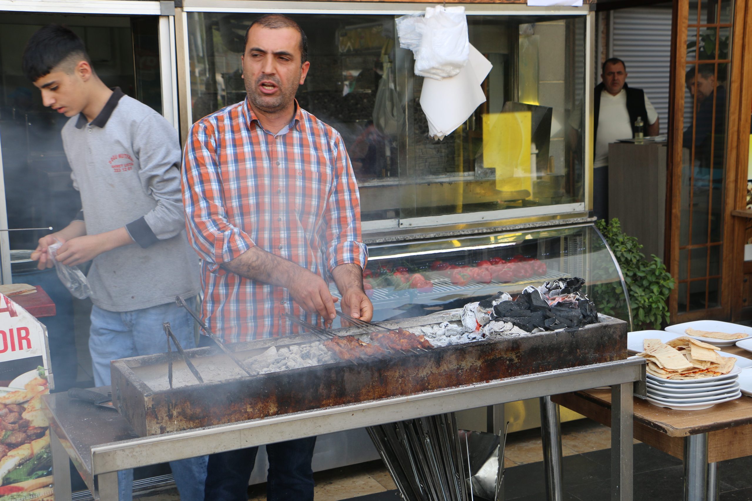 Diyarbakır esnafı 9 günlük bayram tatilinin keyfini çıkardı, yüzler güldü