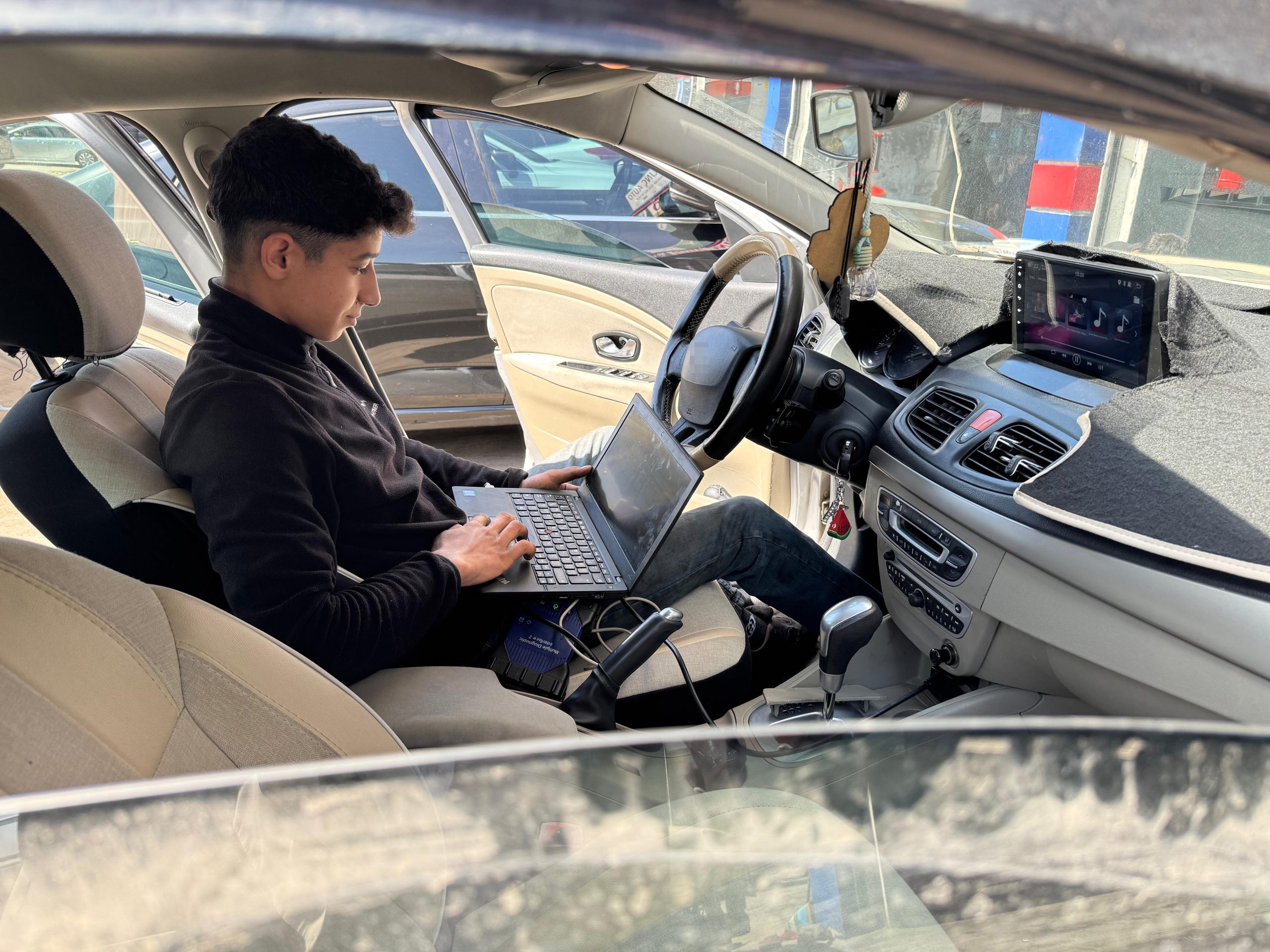 Oto tamir ustası, arıza ikaz ışıklarının dikkate alınması uyarısında bulundu