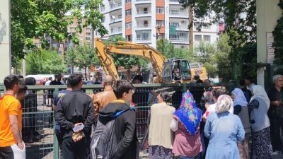 Bayramoğlu Site sakinlerinden ‘yerinde dönüşüm’ tepkisi; Mağduriyetimiz giderilsin! Diyarbakır'ın Bağlar ilçesinde bulunan Bayramoğlu