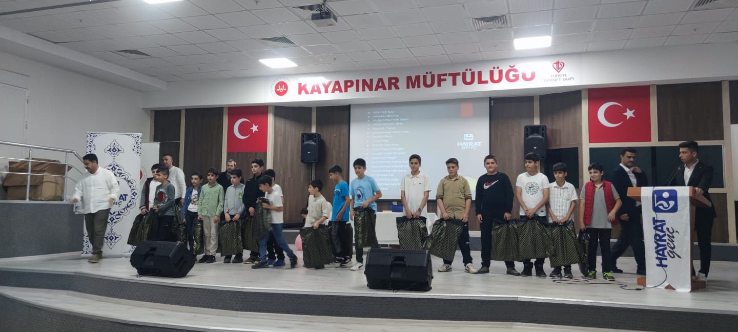 “Ramazan Seninle Güzel” Yarışması coşkuyla sona erdi: Diyarbakır'da öğrenciler ödüllendirildi