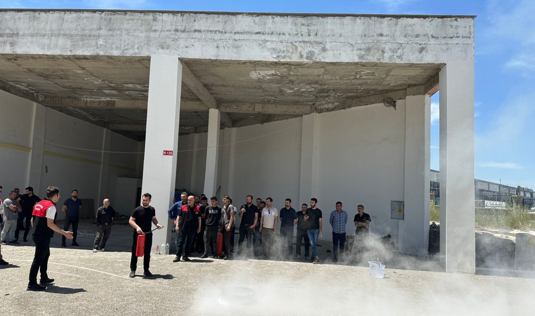 Oto Sanayi Sitesi’nde yangın önleme eğitim verildi Diyarbakır Büyükşehir Belediyesi İtfaiye