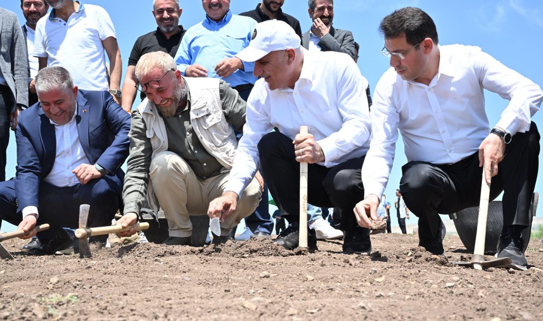 Vali Murat Zorluoğlu, insanlık