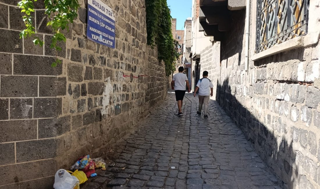 Diyarbakır'ın tarihi Sur ilçesinde