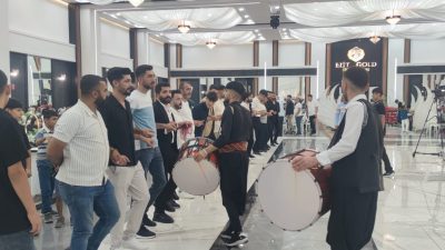 Diyarbakır’da kültürler buluştu, aşk kazandı: Kaplaner ailesinden masalsı düğün!