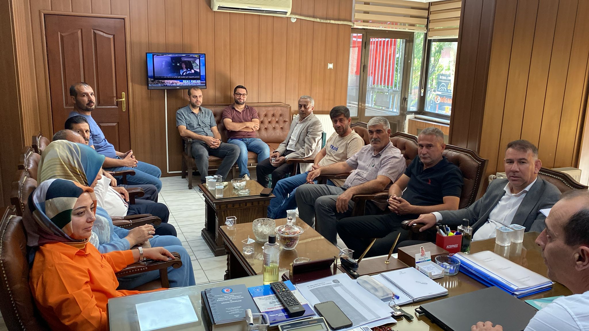 Yenişehir Ak Parti'den Türkiye Haber İş Sendikasına ziyaret