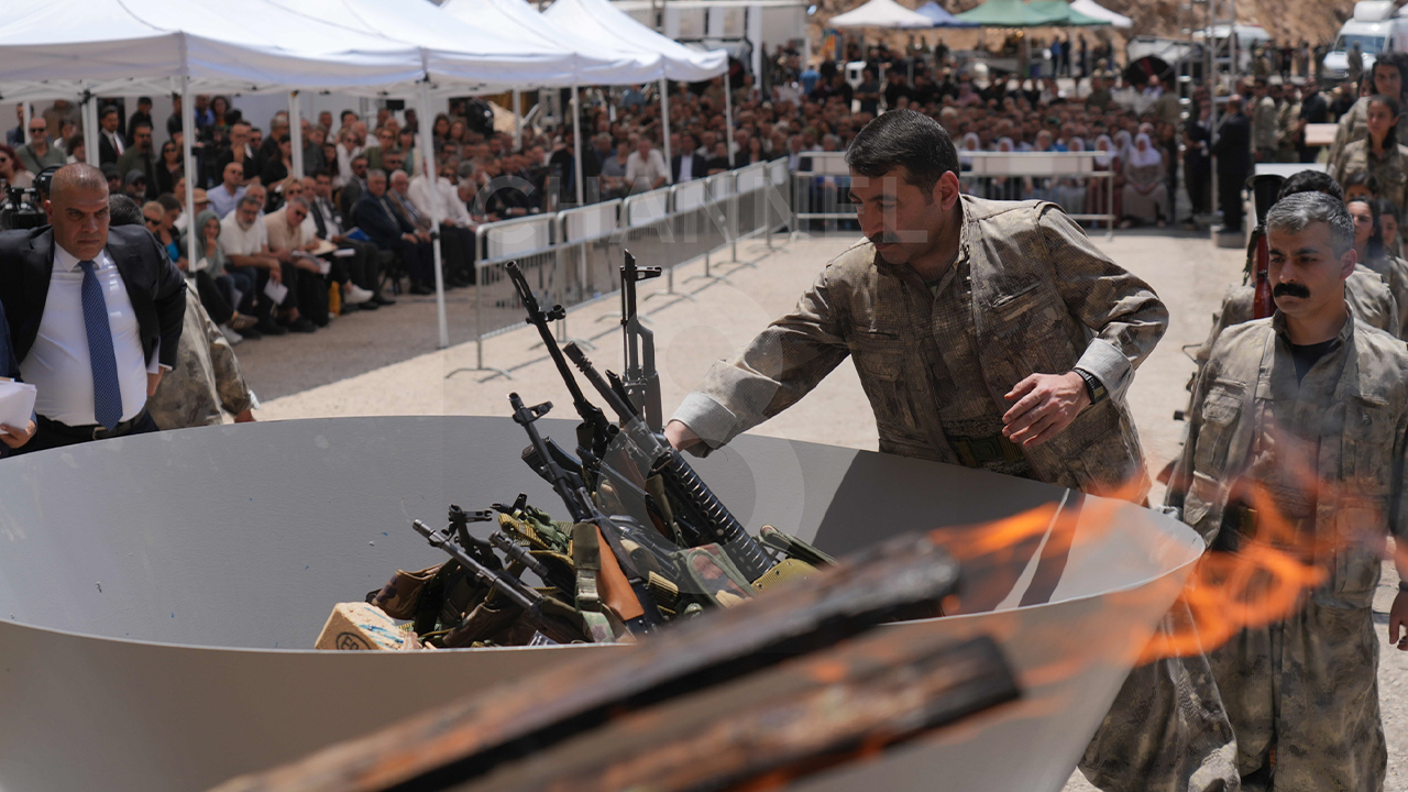 PKK’nın silah bırakmasının ilk görüntüleri yayınlandı