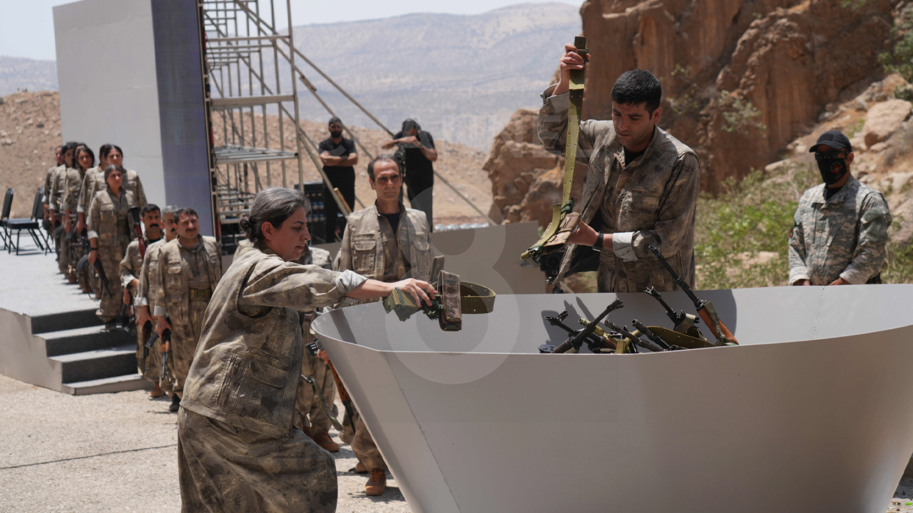 PKK’nın silah bırakmasının ilk görüntüleri yayınlandı