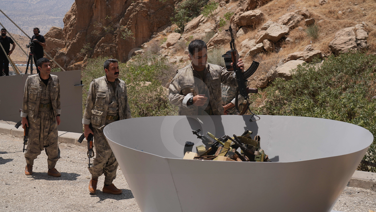 PKK’nın silah bırakmasının ilk görüntüleri yayınlandı