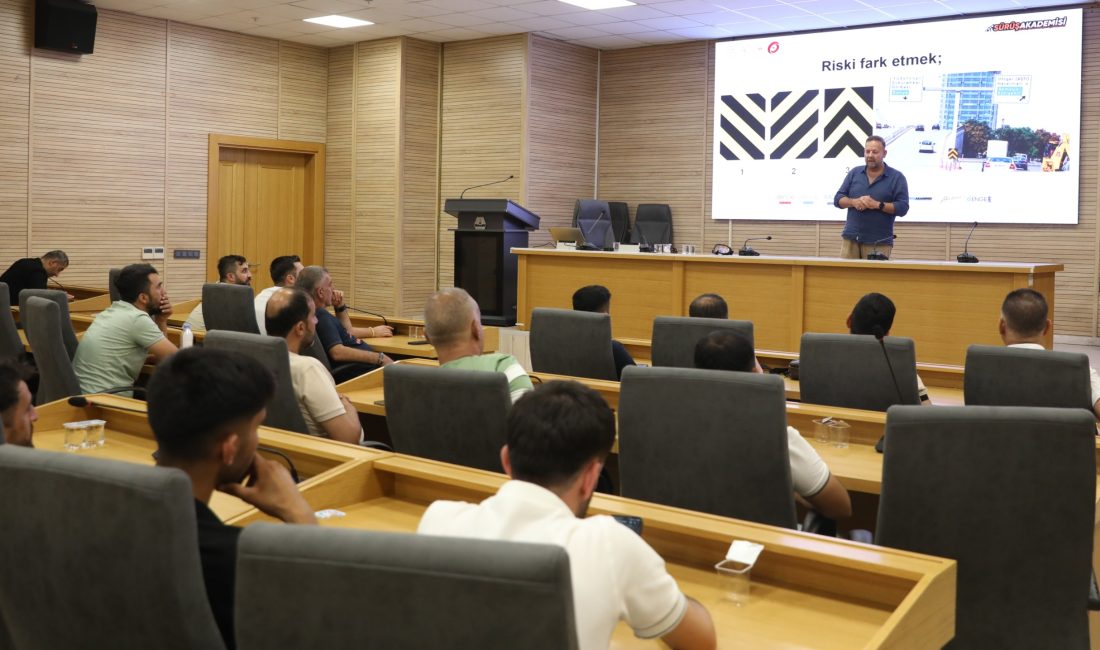 Özel Halk Otobüsü şoförlerine güvenli sürüş eğitimi Diyarbakır Büyükşehir Belediyesi, özel