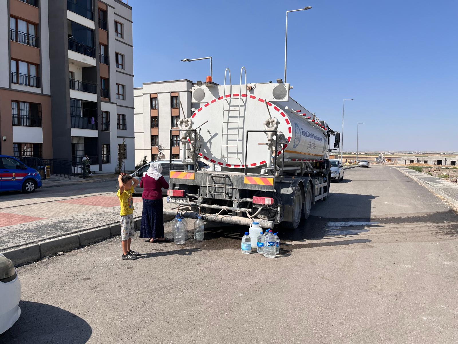 Yıkımdan kurtuldular, susuzluğa mahkum oldular!