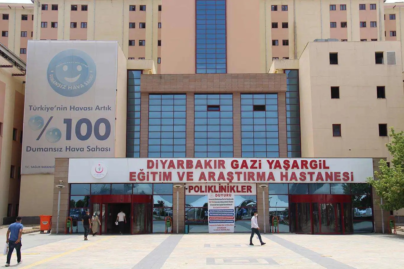 Gazi Yaşargil Hastanesi’nde sağlık skandalı;  Hasta hakları hiçe sayıldı!