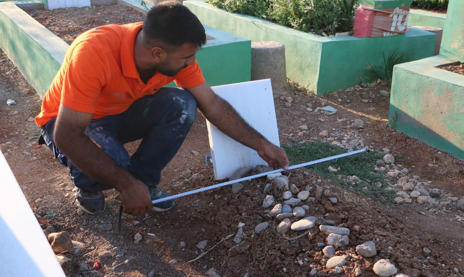 Diyarbakır'da mezarlıkları büyülerle doldurdular