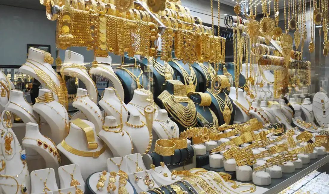 Altın fiyatlarındaki rekor yükseliş,